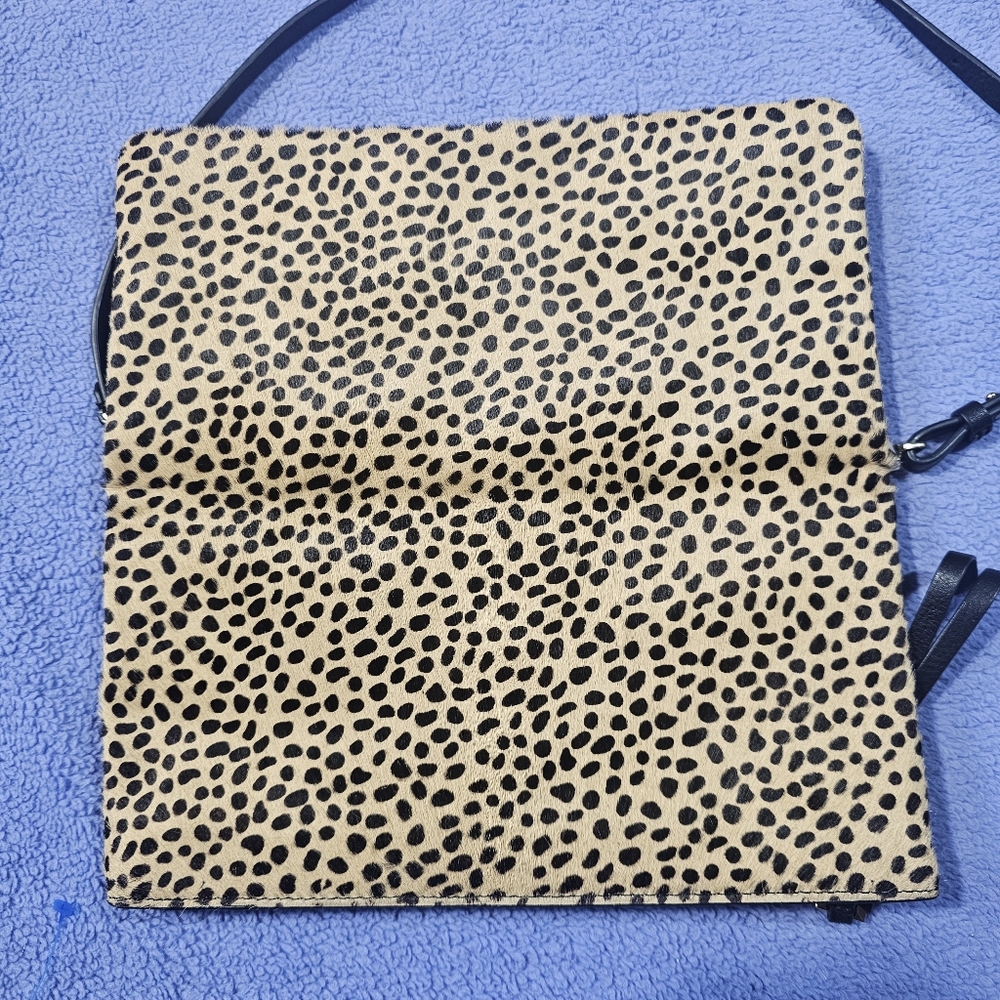 COVET STELLA & DOT CROSBY LEOPARD PRINT CALF HAIR CROSSBODY SHOULDER BAG CLUTCH - Picture 2 of 9